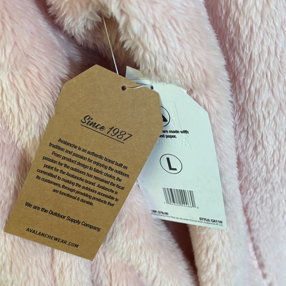 NWT Avalanche Soft Pink Teddy Jacket - Picture 4 of 12